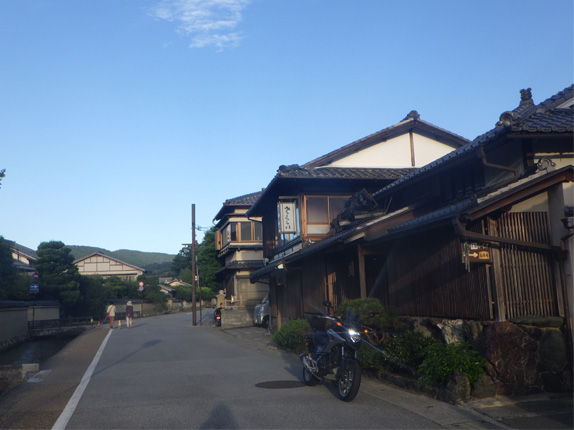 上賀茂伝統的建設物保存地区の街並み