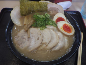 あっさりチャーシューたまご入り